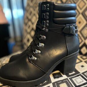 MIA Women's Annamaria Block Heel Lug Sole Biker Boots Black Lace-Up Ankle Boots